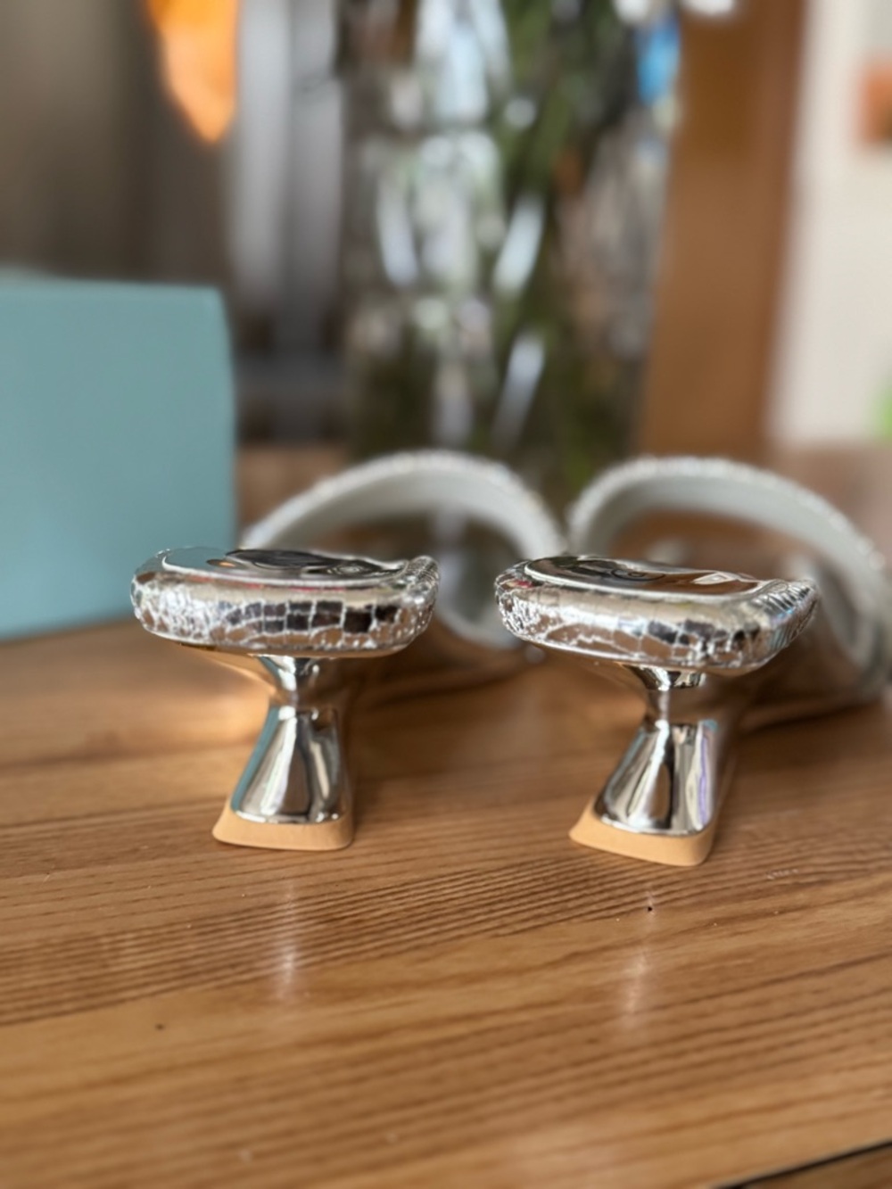 Vepose Silver Beaded Low-Heel Slide Mules - Picture 4 of 8